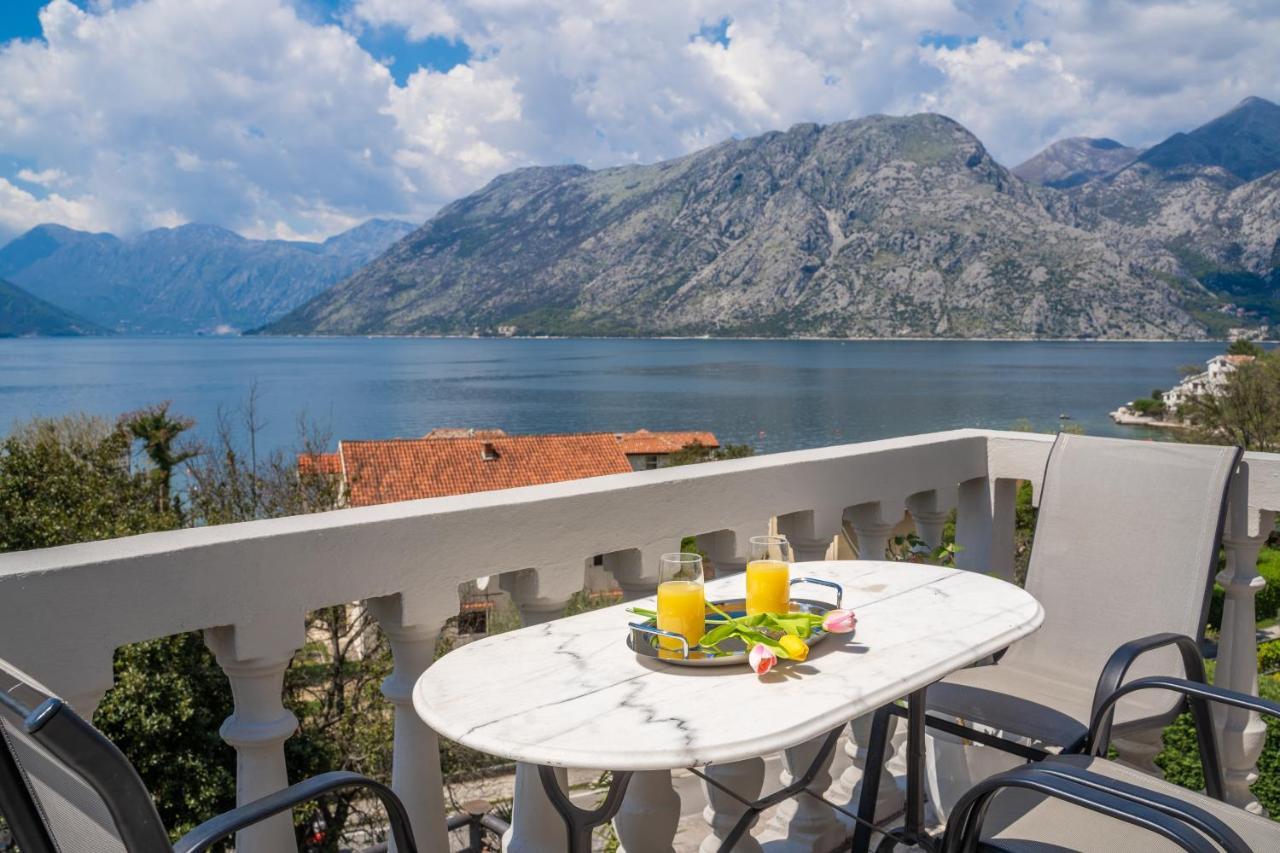 Apartment With Sea View Kotor Eksteriør bilde